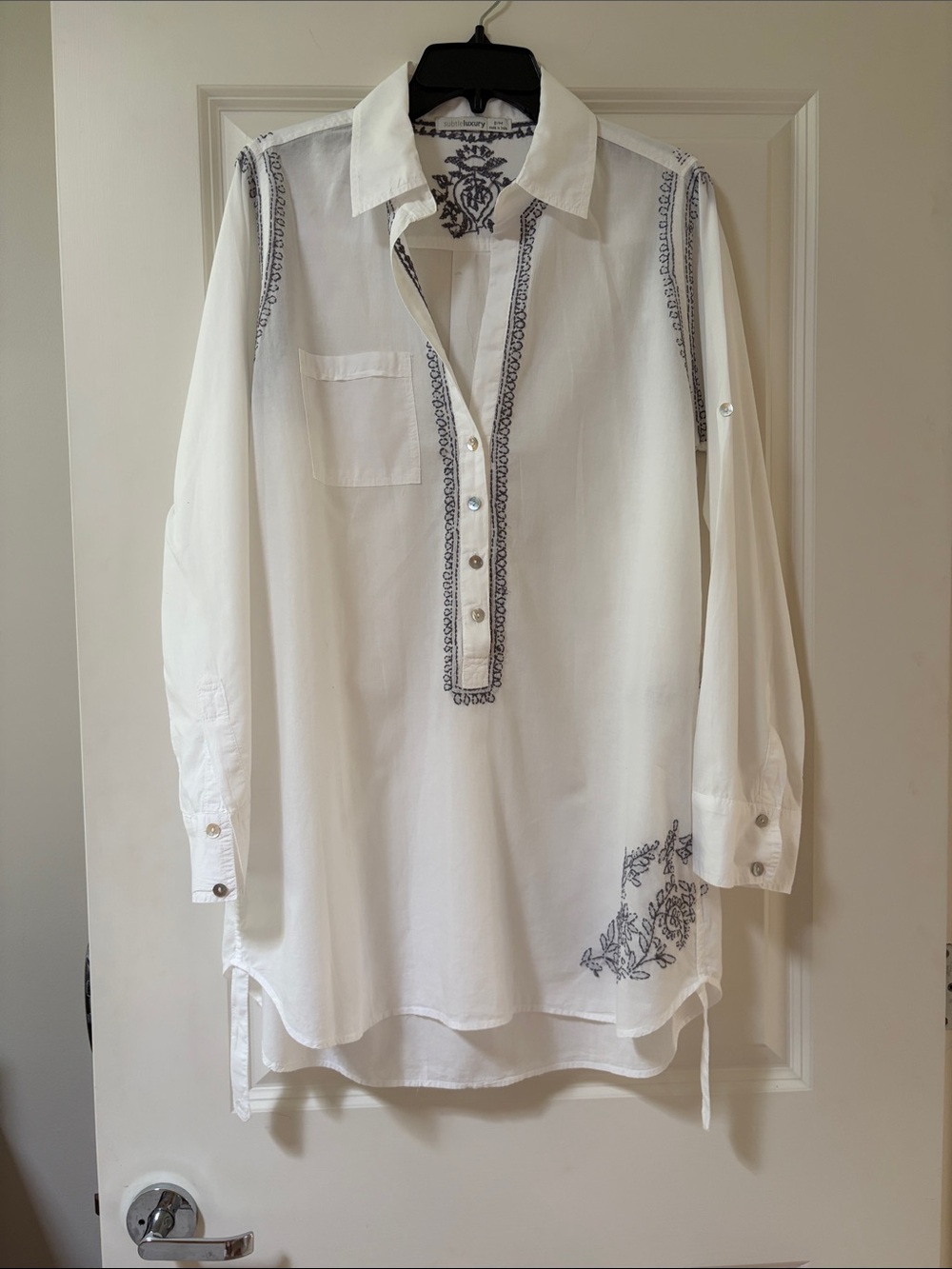 White Embroidered Women’s Tunic Shirt and Drawstring Pants